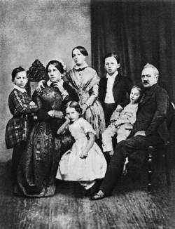 Семья Чайковских (фото 1848 года)